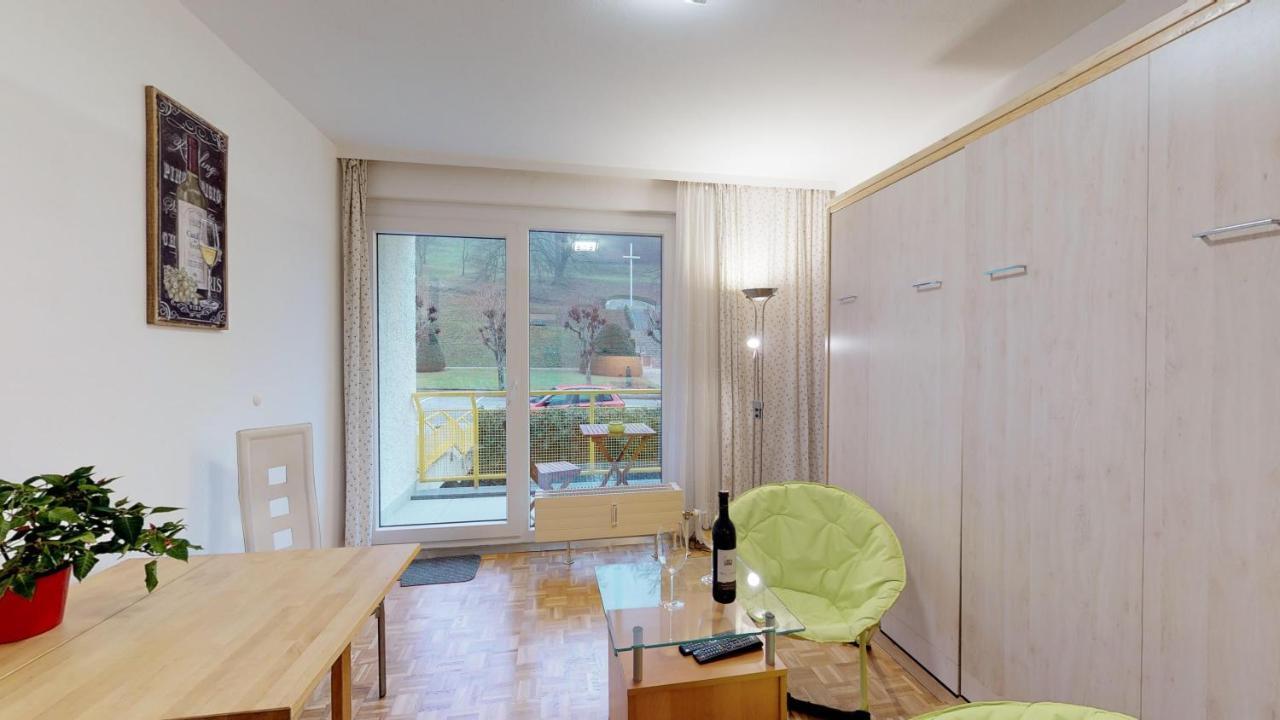Vintage Garconiere Mit Balkon - 25 M2 Apartamento Gmunden Exterior foto