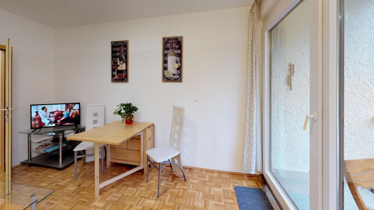Vintage Garconiere Mit Balkon - 25 M2 Apartamento Gmunden Exterior foto